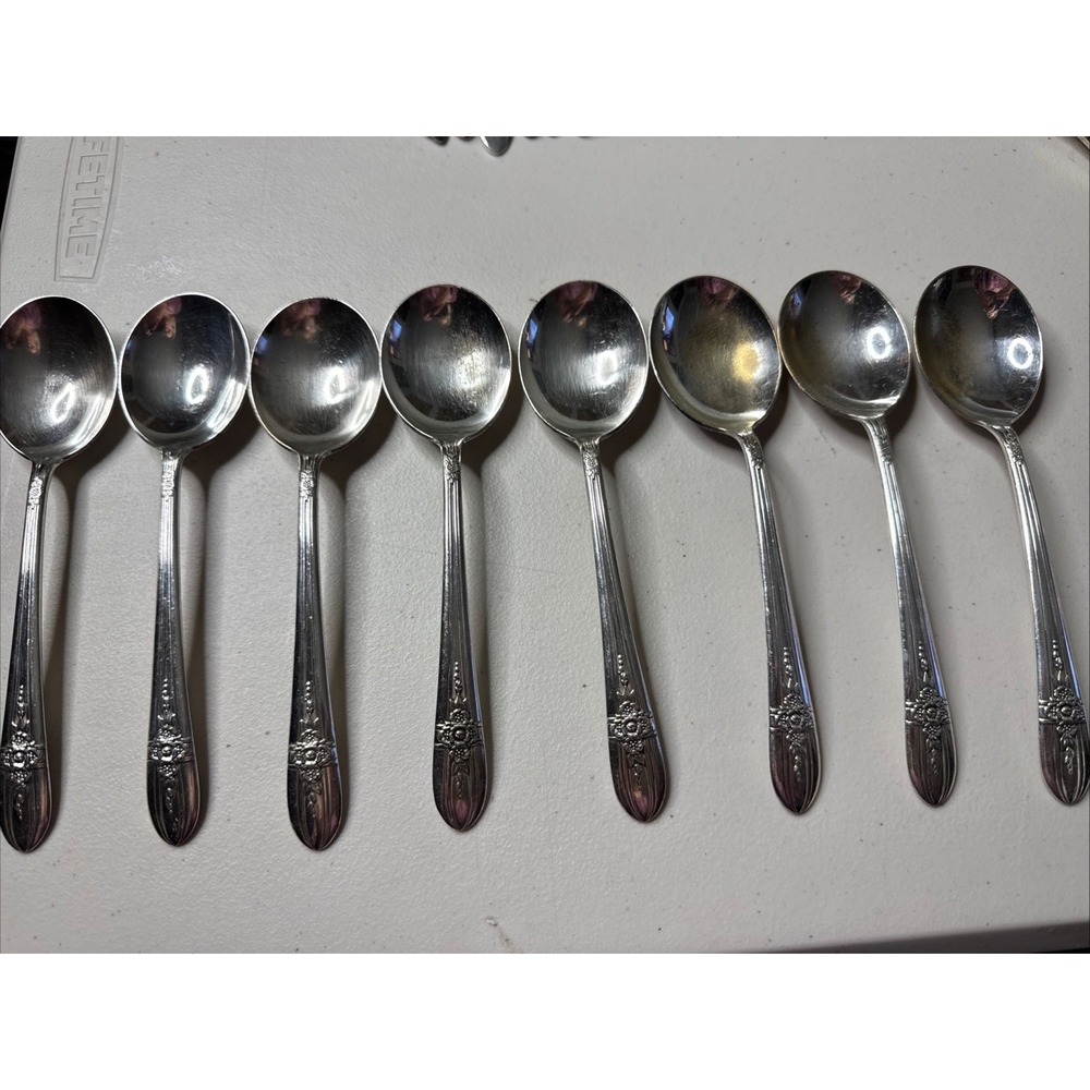 International Silver Triumph  Gumbo Soup Spoon Silver Plate (8)